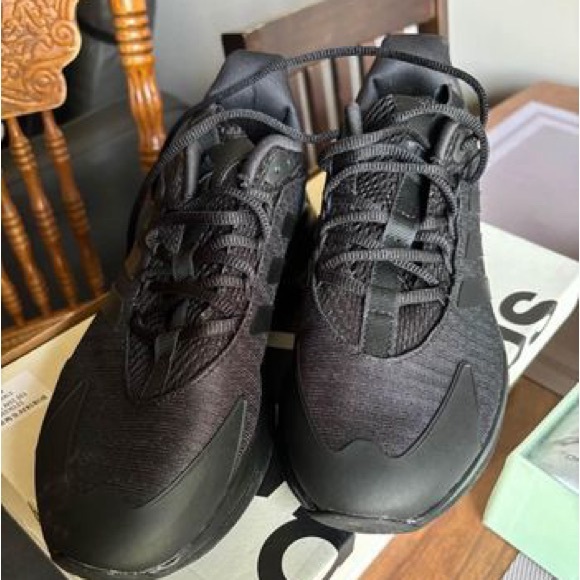 Adidas bounce - Picture 1 of 4